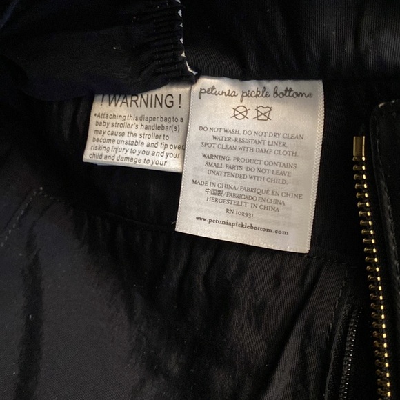 PETUNIA PICKLE BOTTOM BLACK CARRYALL - Picture 17 of 17